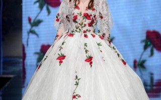 婚纱斗篷穿搭汉服图片，婚纱斗篷穿搭汉服图片大全