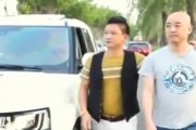 恶搞水杯泼水视频，恶搞水杯泼水视频大全